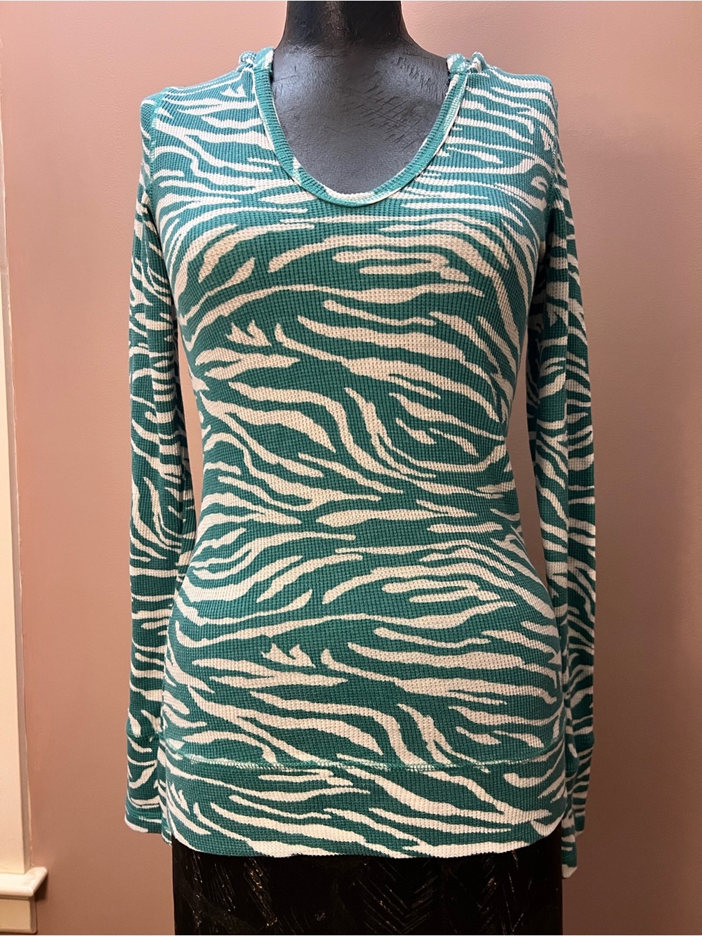2010’s Curious Gypsy Teal Zebra Print Thermal Long Sleeve w/ Hood Size S Y2K